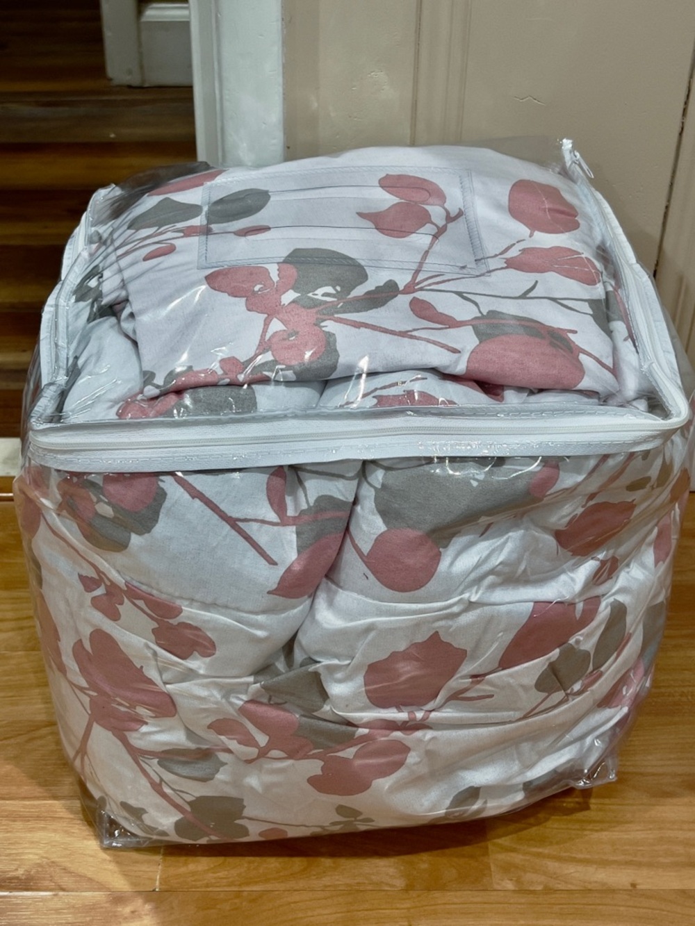 Twin Floral Printed Reversible Comforter Set in Dusty Rose and Gray